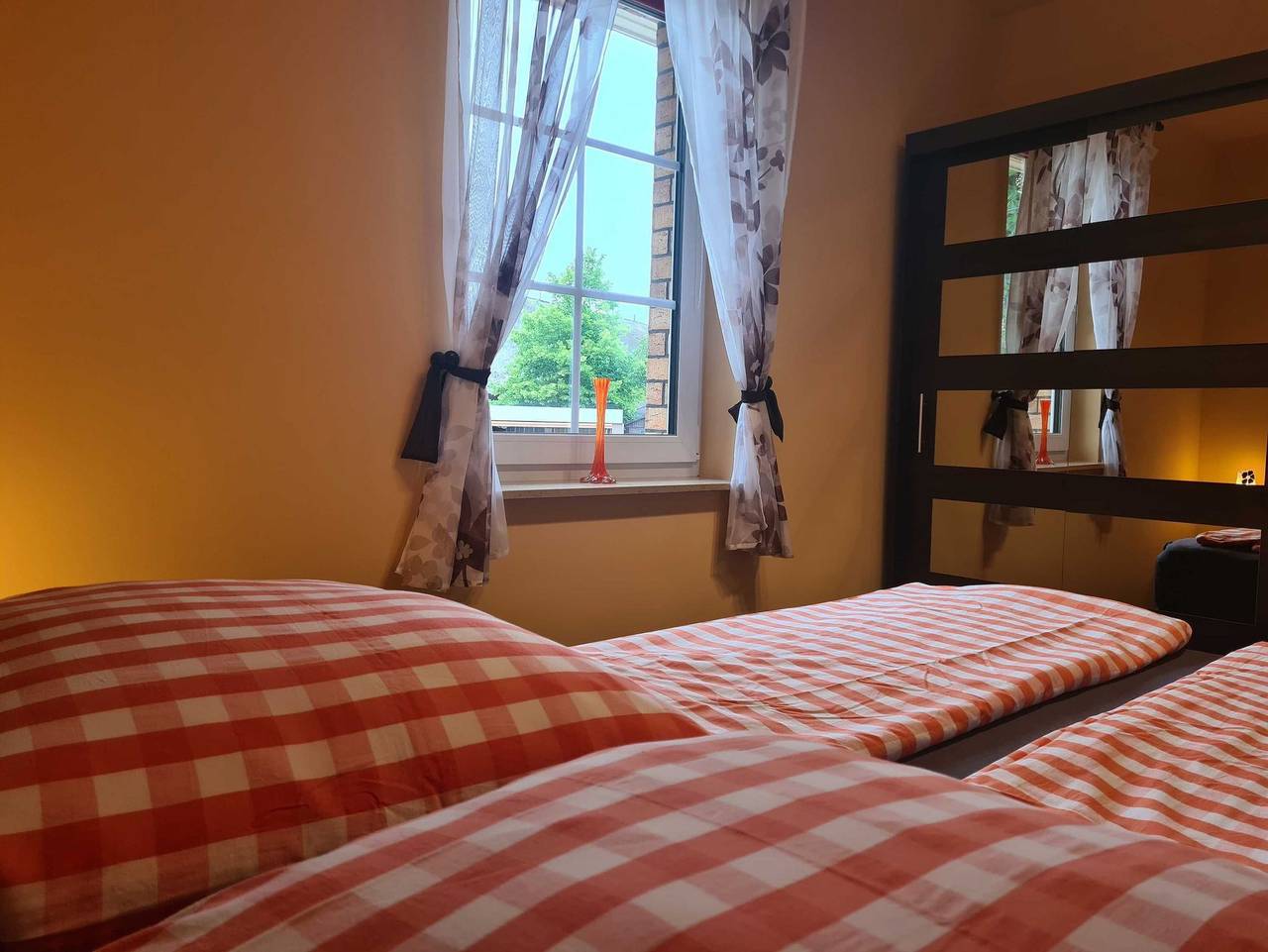 Ganze Ferienwohnung, Bungalow Leuchtturmblick Bastorf nahe Kühlungsborn - 3-Raum-Bungalow (48m², max. 3 Pers.) mit Terrasse in Bastorf, Neubukow-Salzhaff