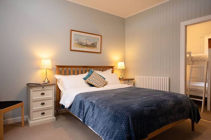 Suidhe Garden Cottage -  a cottage that sleeps 6 guests  in 3 bedrooms in Highlands