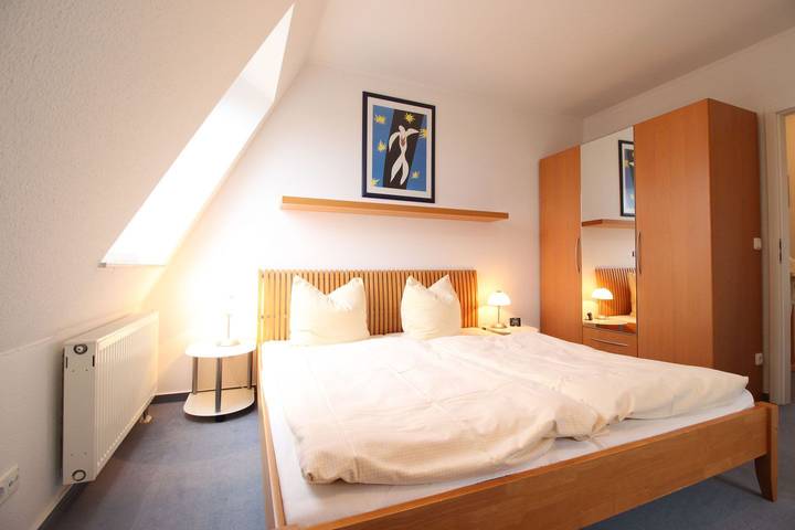Ferienwohnung für 6 Personen, mit Balkon und Seeblick in Breege - 2