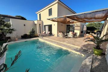 Location de vacances pour 8 personnes à Bellegarde