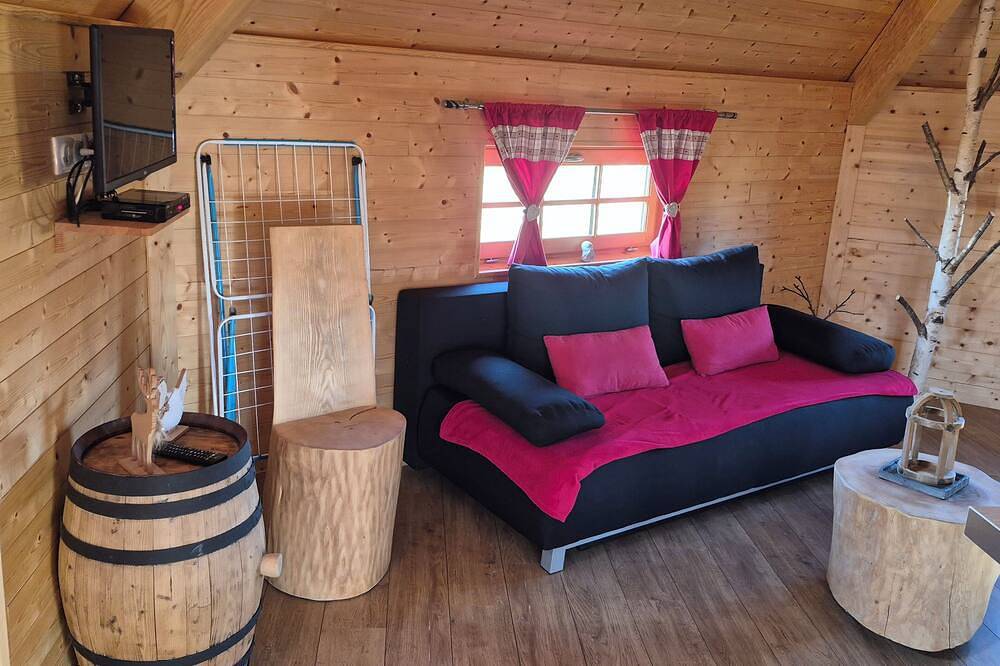 Chalet \"Le Mélèze\" à la campagne in Anterrieux, Région de Saint-Flour