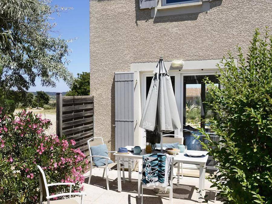 Résidence-Club Odalys Le Mas des Vignes - Maison 8 personnes - Maisonnette 4 pièces 6/8 pers. in Aubais, Région de Nîmes