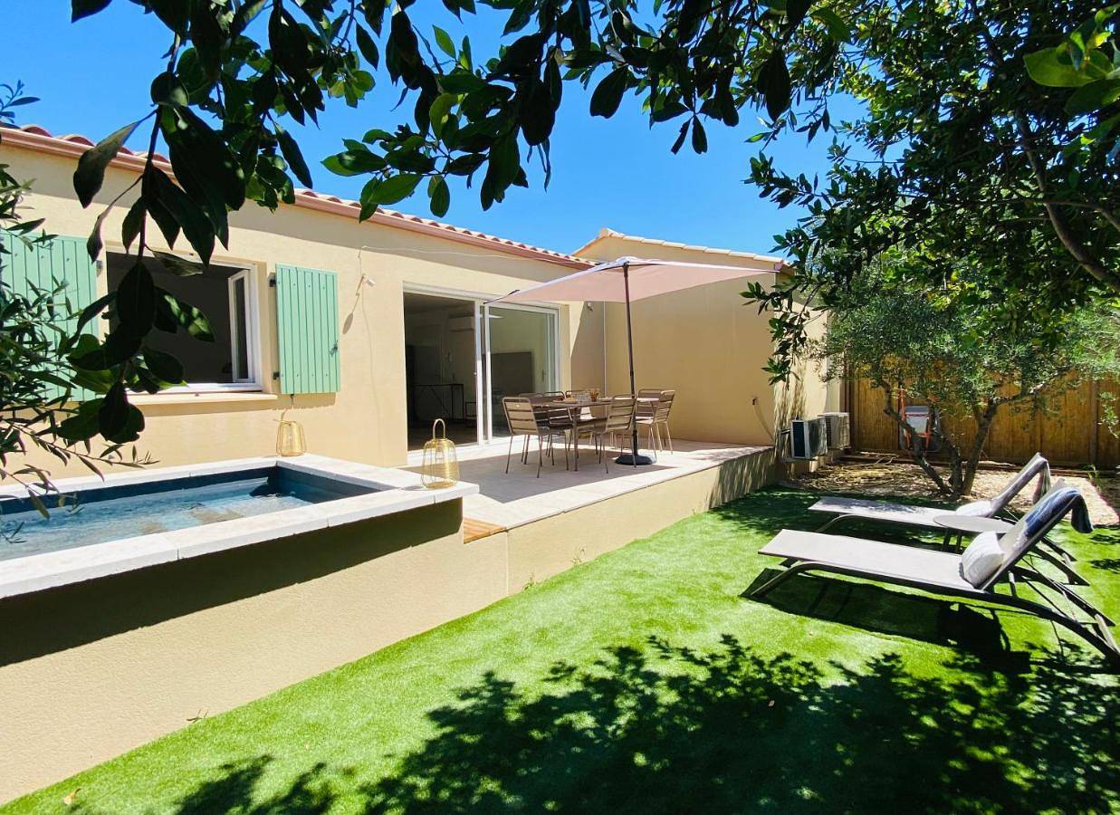 Villas Cabiscol in Beaucaire, Région de Nîmes