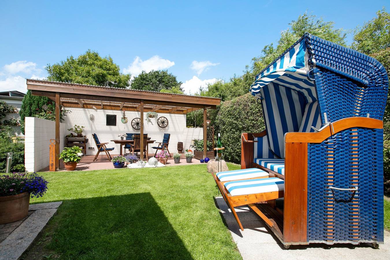 Ganze Wohnung, Ferienwohnung Stolle" mit privater Terrasse, Garten und Wlan in Süderstapel, Eider-Treene-Sorge