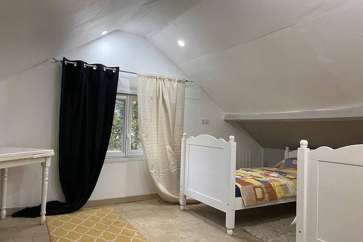 Location de vacances pour 6 personnes, avec balcon et jardin, animaux acceptés à Saint-Brice-sous-Forêt - 4