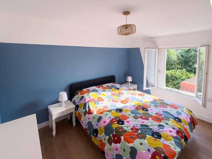Two-Bedroom House in Rochecorbon, Région de Tours