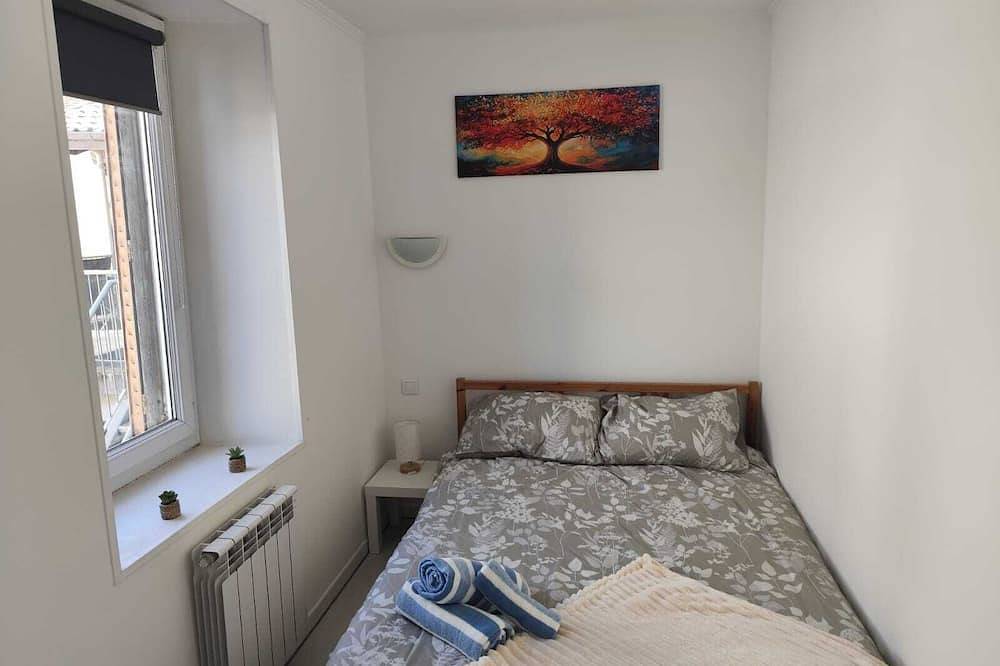 Entire apartment, Ultra-center Thonon apartment in small condominium. in Thonon-les-Bains, Thonon-les-Bains region