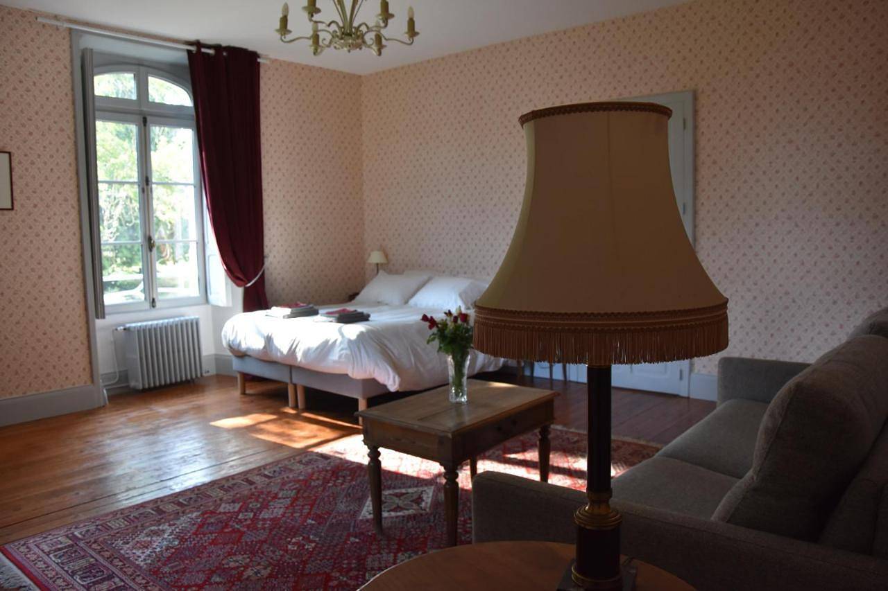 Six-Bedroom House in Mauléon, Vallée de la Loire