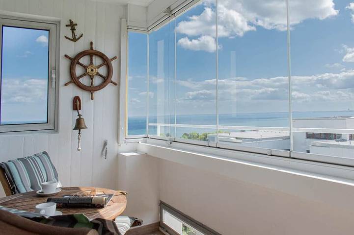 Ferienwohnung für 3 Personen, mit Balkon und Garten sowie Pool in Sierksdorf