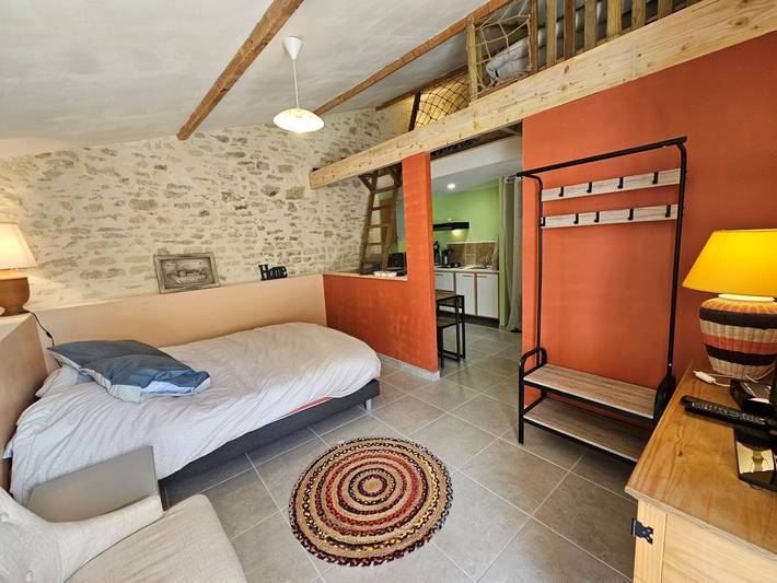 Gîte pour 4 personnes, avec terrasse et jardin en Charente-Maritime