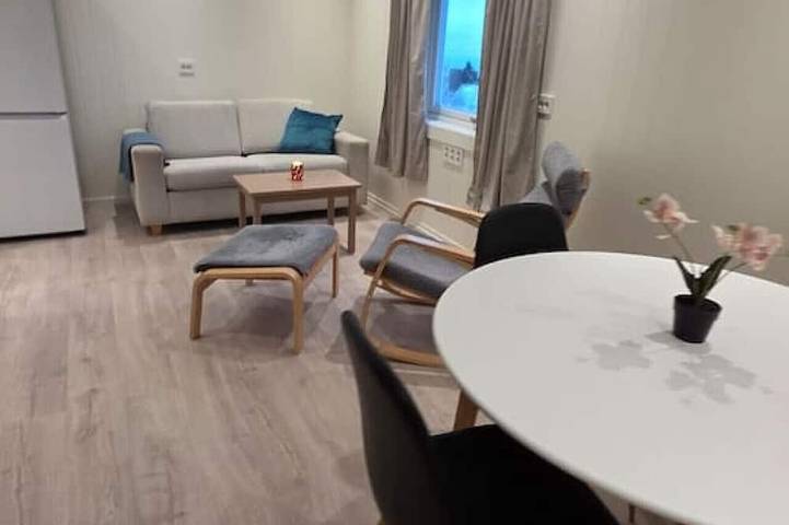 Arctic Nine - Rom nr 1 - Sentralt på øya in Tromsø