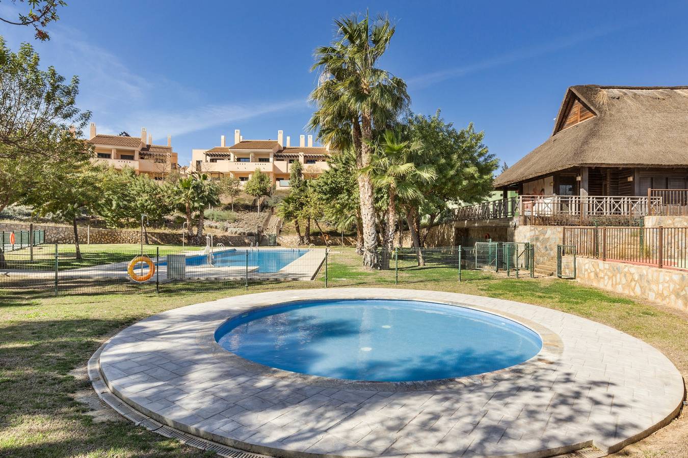 Entire apartment, Apartment 'El Oasis Martinica 8 Bajo A' with Shared Pool, Wi-Fi and Air Conditioning in Hacienda del alamo, Fuente Alamo de Murcia