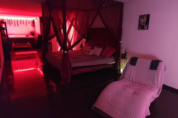 Gîte pour 2 personnes, avec jacuzzi à Laluque - 2