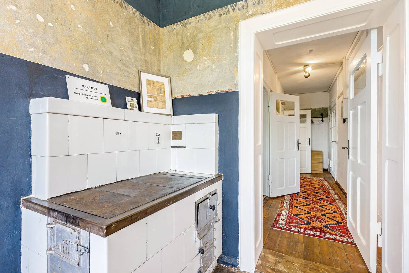 Ganze Wohnung, 3-Zimmer-Apartment mit Garten in historischem Gebäude, Gemeinschaftsgarten & Wlan in Lübben, Dahme-Spreewald