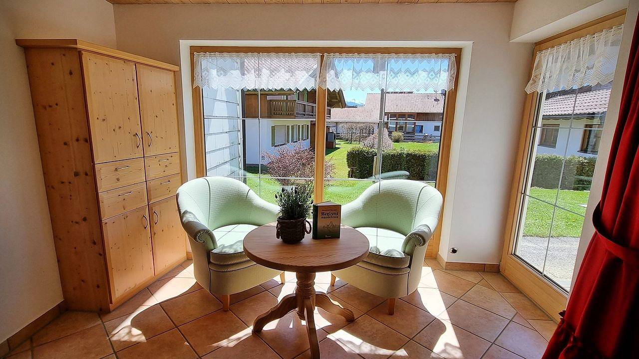 Ganze Ferienwohnung, Ferienwohnung für 6 Personen (85 m²) in Wildsteig in Wildsteig, Romantische Straße