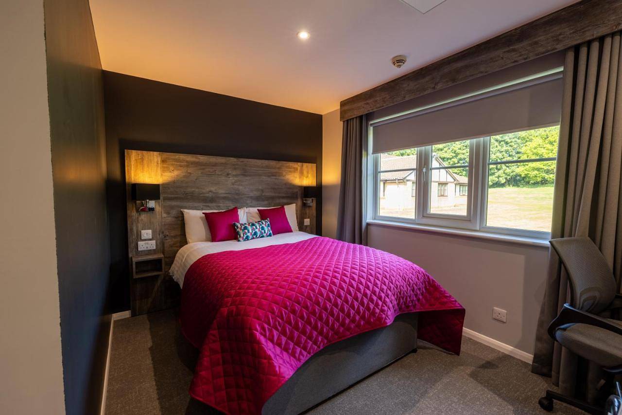 Small Double Room in Bedford