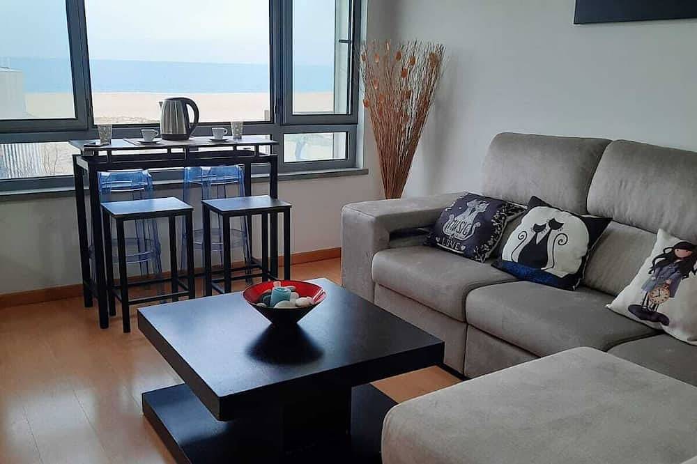 Apartamento inteiro, Duplex facing the sea, ideal for your family vacation in Praia da Nazaré, Nazaré
