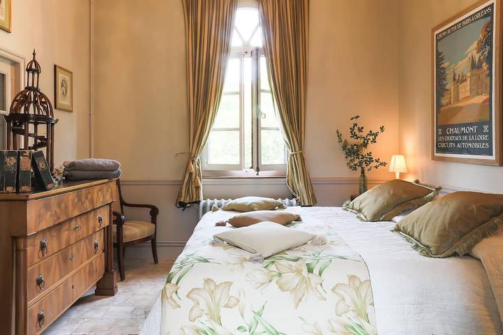 Location de vacances pour 8 personnes, avec piscine ainsi que jardin et terrasse à Saint-Paterne-Racan - 3