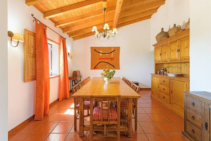 Holiday Home 'Monte Do Cerro Verde' with Private Pool, Private Terrace and Balcony in Santiago do Cacém, Santa Cruz e São Bartolomeu da Serra, Costa Alentejana