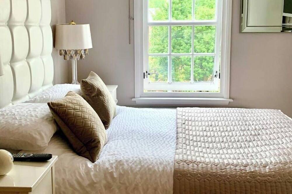 Modern comfort in traditional Scottish village in Aberdeenshire