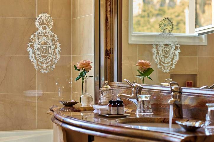 Hôtel pour 2 personnes, avec jardin et jacuzzi, animaux acceptés dans Office De Tourisme De Beaulieu Sur Mer - 2