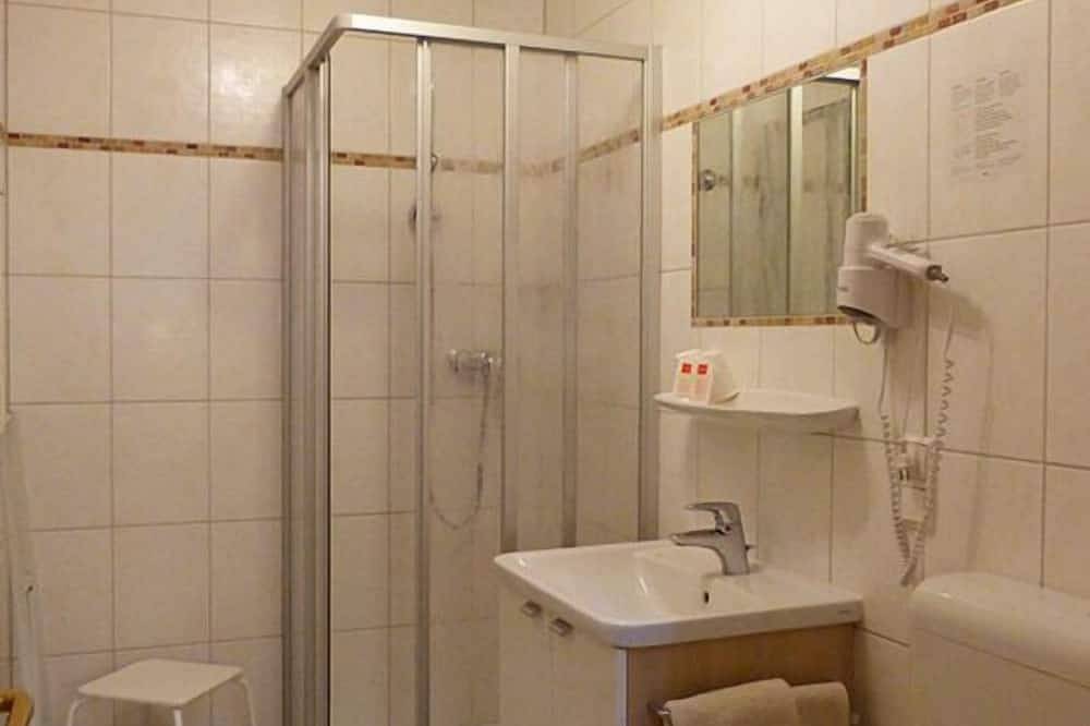 Ganze Wohnung, Appartement mit Balkon | Appartement in gemütlicher Atmosphäre in Bad Birnbach, Bayerische Golf und Thermenland