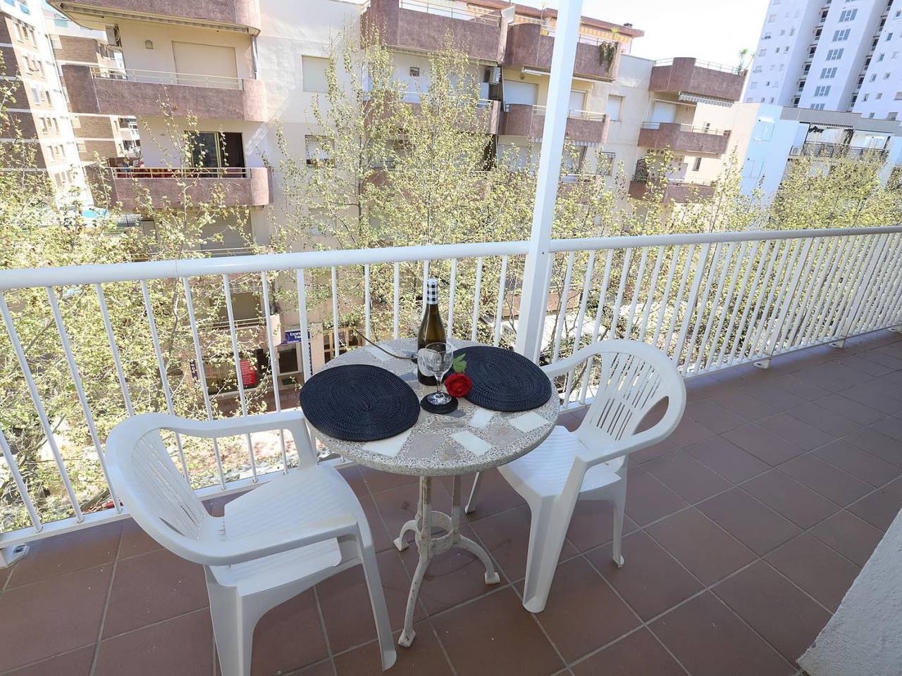 Ganze Ferienwohnung, Ferienwohnung für 8 Personen mit Meerblick in Salou, Costa Dorada