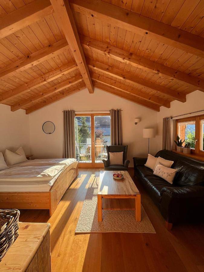 Ferienwohnung für 5 Personen, mit Balkon und Garten sowie Ausblick in Fontanella