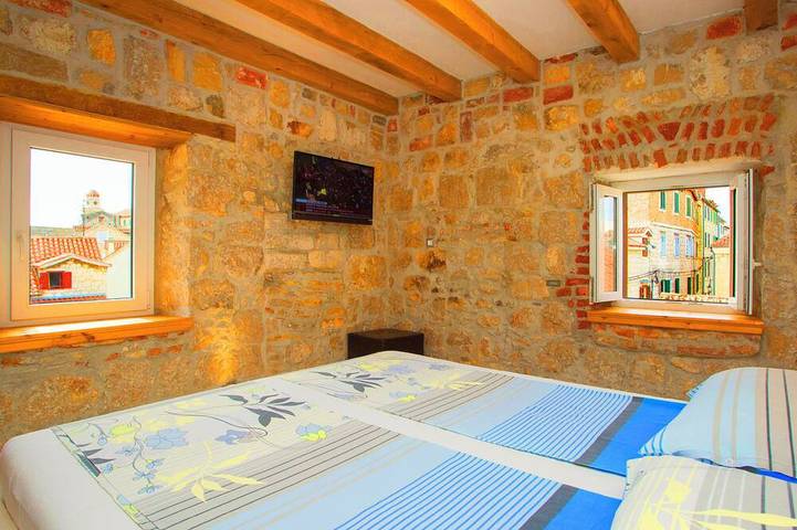 Villa Veli Varos, 4 bedrooms, near Diocletian pallace, Split old town in Split, Split-Dalmatien