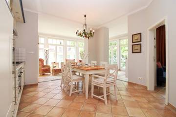 Ferienwohnung für 4 Personen, mit Balkon und Sauna in Kühlungsborn