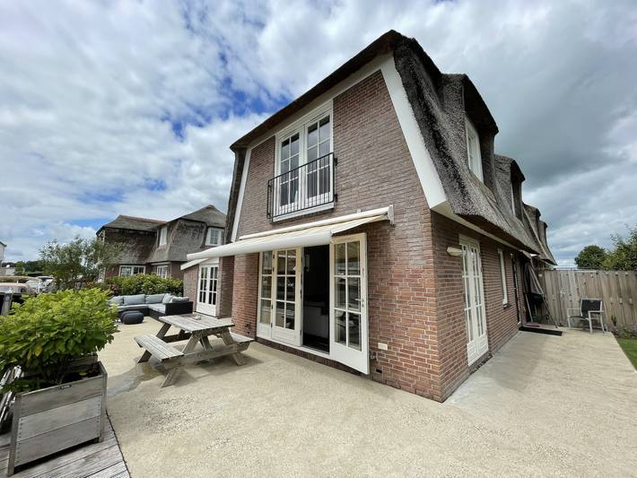 Ferienhaus für 6 Personen, mit Balkon/Terrasse und Terrasse