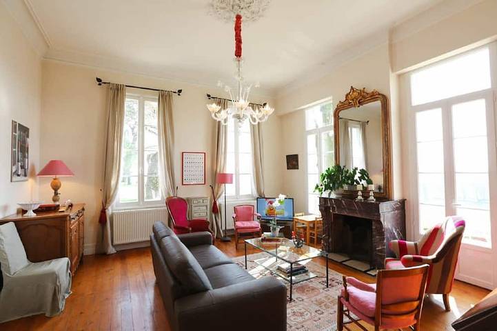 Location de vacances pour 2 personnes, avec piscine et jardin à Néac - 3