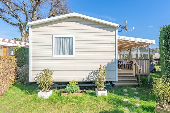 Camping pour 6 personnes, avec jardin