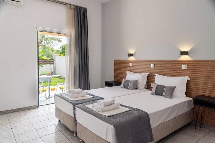 Location de vacances pour 2 personnes, avec jardin dans Kavos - 3