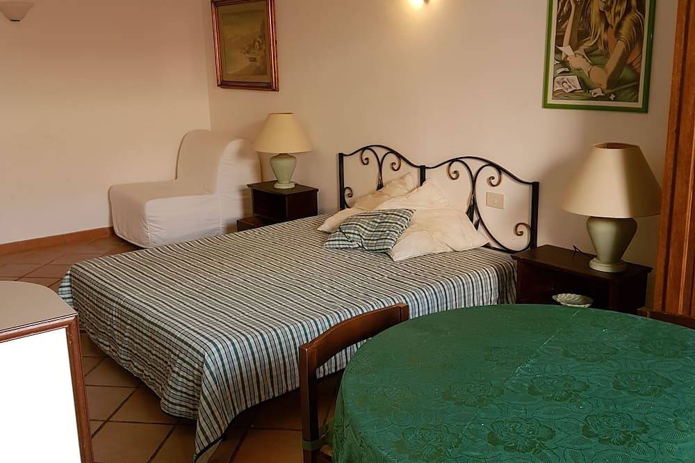 Elegantes Studio-Apartment im historischen Zentrum. in Parco Nazionale dell'Arcipelago di La Maddalena, La Maddalena