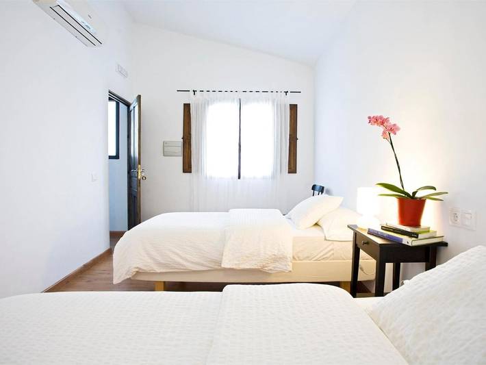 Casa rural para 11 personas, con vistas y jardín, Se admiten mascotas en Parque Nacional de Monfragüe - 4