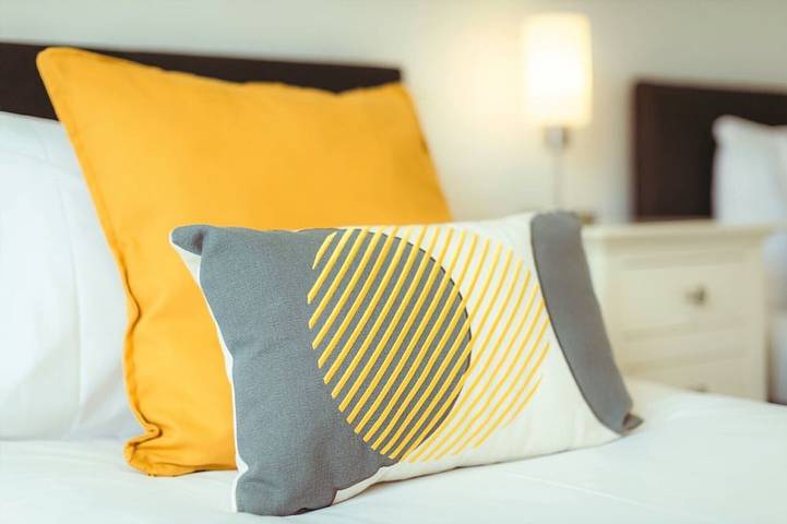 Meads Haven - tranquil holiday hideaway in Eastbourne, Sussex Oriental