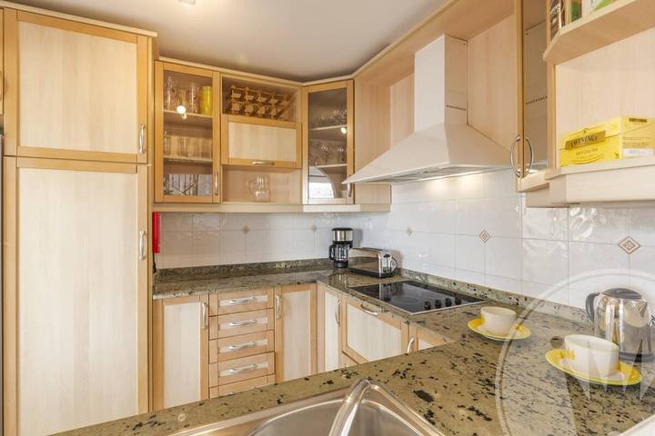 Apartamento entero, Apartamento de vacaciones para 4 personas con jardín in Atamaría, Cartagena