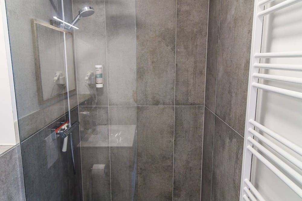 Ganze Wohnung, Schöne gemütliche Studiowohnung mit Klimaanlage in Friedrichshain - Kreuzberg, Berlin