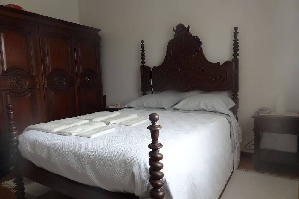 Haus mit Wohnung mit eigenem Eingang 25 km von Porto entfernt in Louredo (Santa Maria da Feira), Santa Maria da Feira