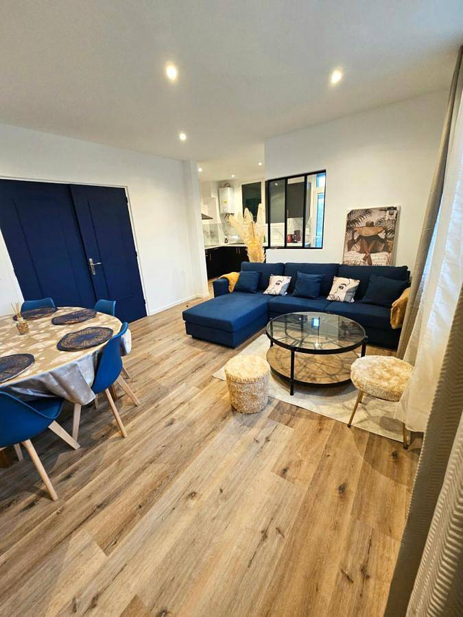 Chambre d’hôte pour 8 personnes, avec jardin à Saint-Michel (Charente)