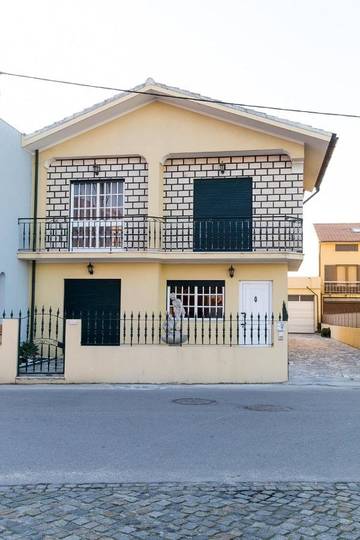 Gîte pour 8 personnes, avec jardin et vue, animaux acceptés dans Aguçadoura