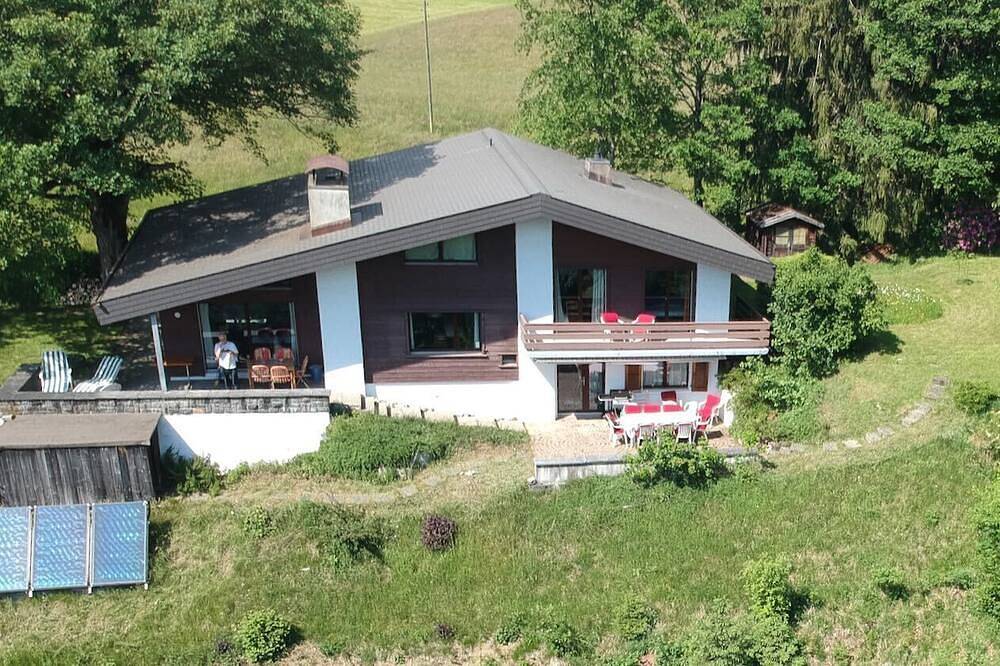 Luxuriöses Chalet mit atemberaubender Aussicht auf das Berner Oberland in Aeschi bei Spiez, Thunersee