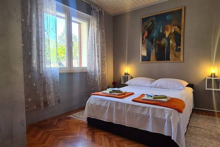 Appartement entier, Appartement Bosiljak - Jelsa - île de Hvar in Jelsa, Hvar