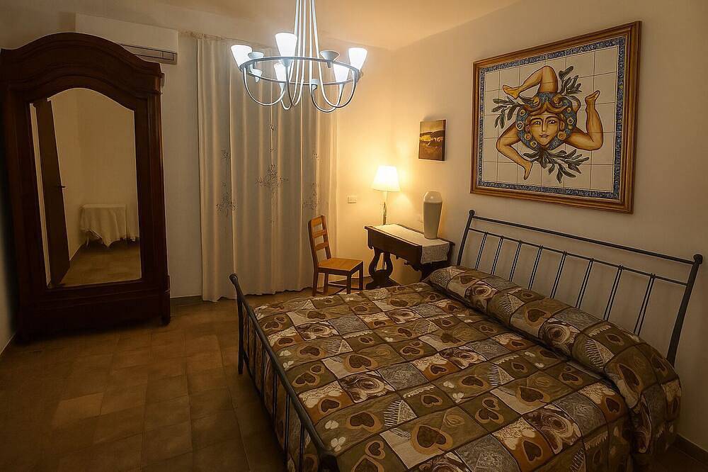 Villa in Sicilia, a Brucoli di Siracusa con vista e piscina Infinity in Augusta (comune), Siracusa e dintorni