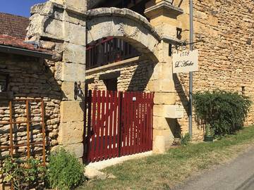 Chambre d’hôte pour 2 personnes, avec jardin à Proissans