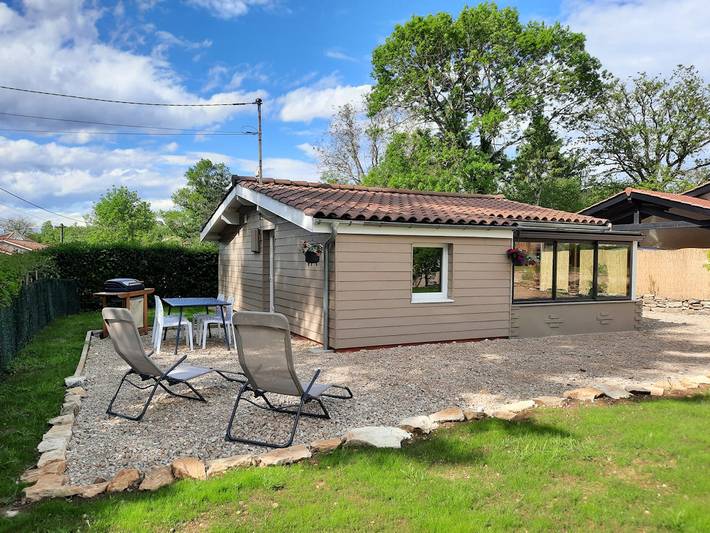 Gîte pour 4 personnes, avec terrasse et jardin dans l' Ain - 2