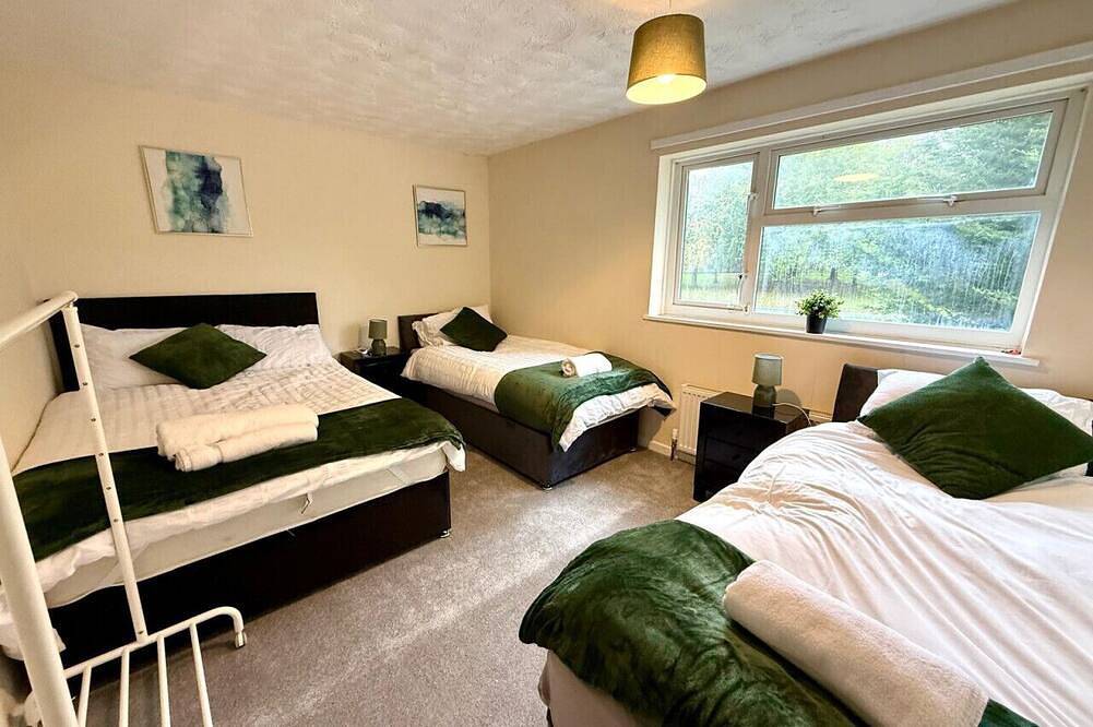 Queens House Long Stay Parking Recently Refreshed in Swindon, North Wessex Downs