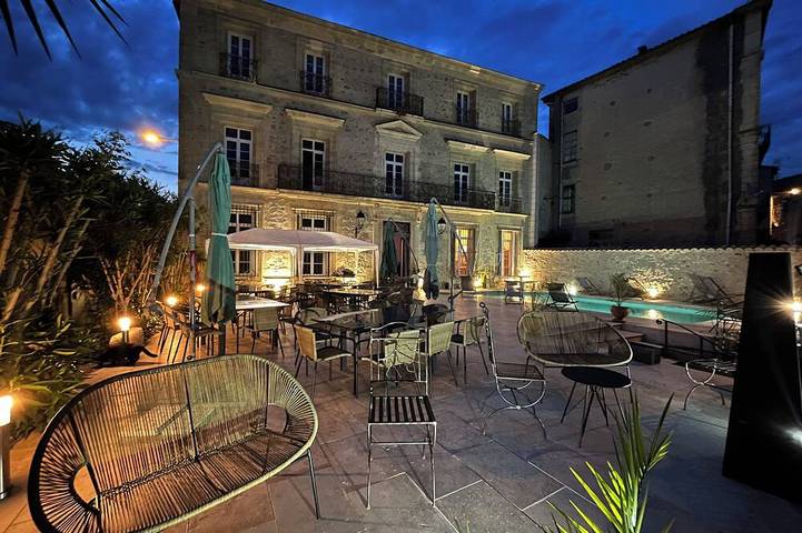 Maison d’hôte pour 40 personnes, avec piscine