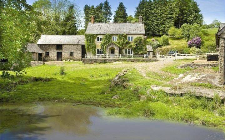 B&b for 2 people, with Garden and View in Somerset